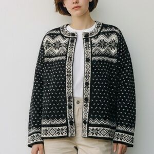 Vintage Nordic Fair Isle Snowflake Large Cardigan Navy White Fabric Buttons EUC